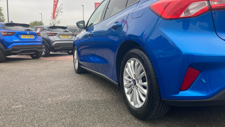 Ford Focus 1.0 EcoBoost 125 Titanium 5dr Petrol Hatchback